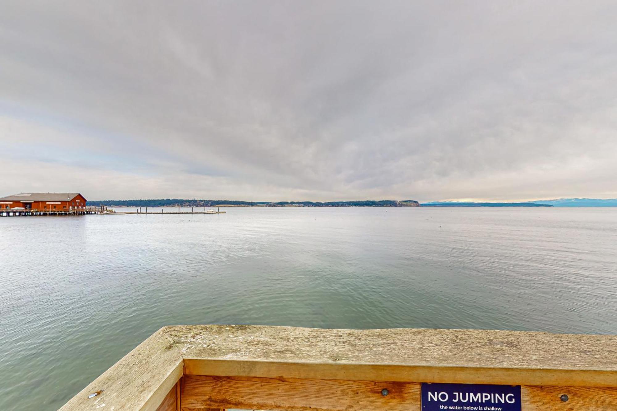 Penn Cove Strand #F Coupeville Exterior photo